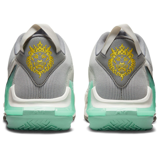 Nike LeBron Witness 7 Nike LeBron Witness 7